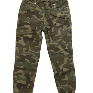 Levi's Youth Boy's Elastic Cuff Stretch Twill Jogger with Pockets Green Camo 14